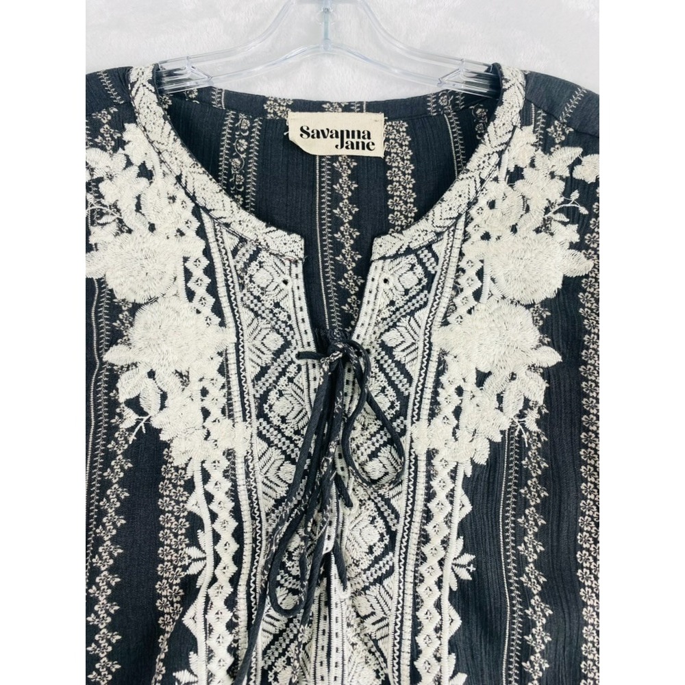 Savanna Jane Blouse Top Women Sz 1X Gray Embroidered Short Sleeve Boho Accent - Picture 2 of 9